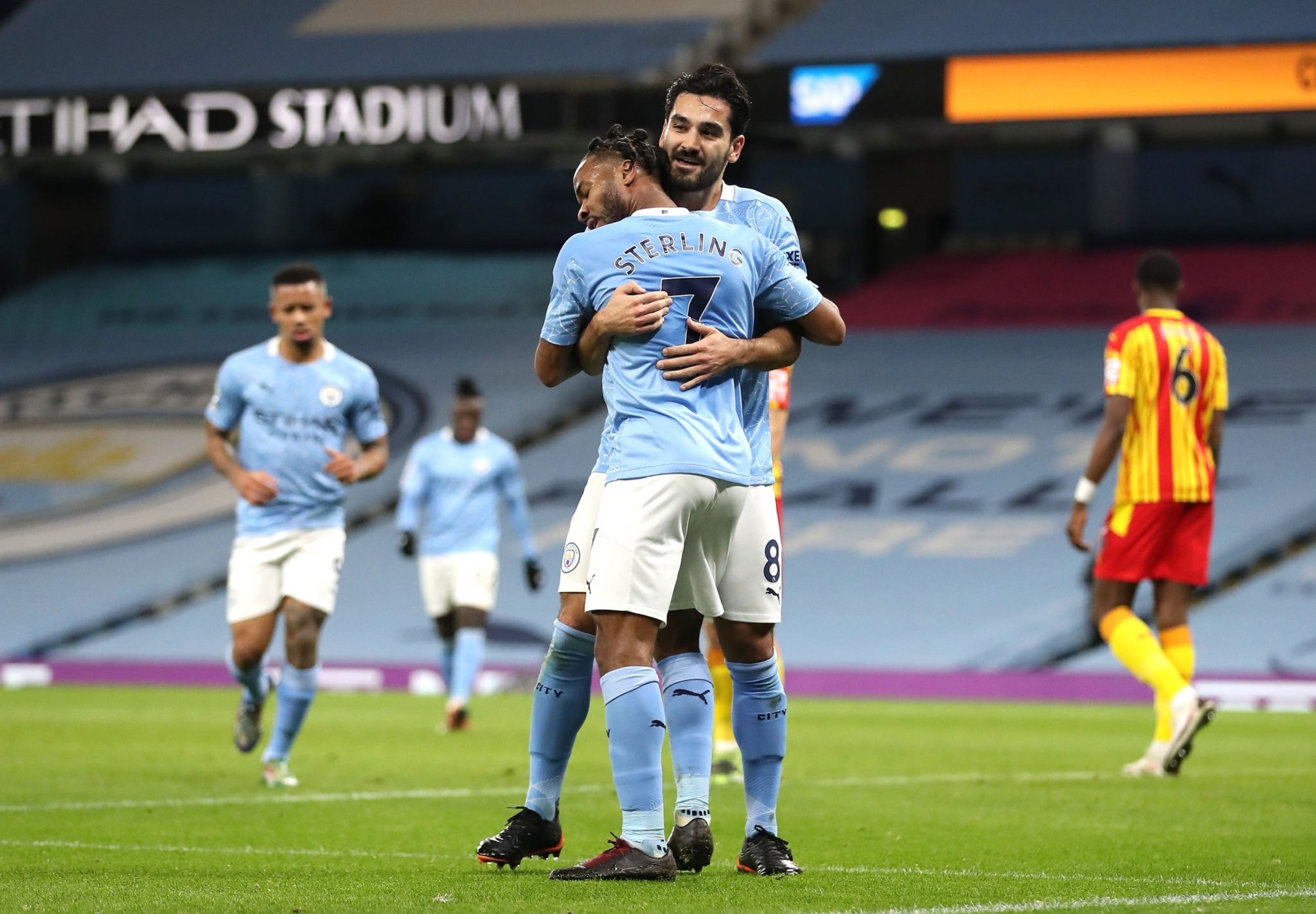 在极端饥饿 在极端饥饿